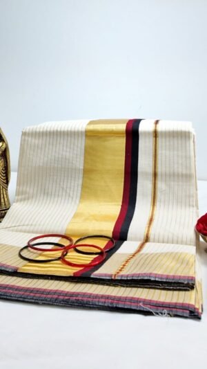 microchecked set saree with kasav and kara red & green