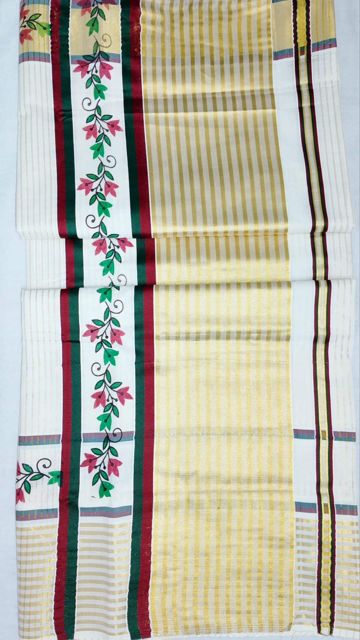 2026/07/1000564420-scaled.jpg microchecked set saree